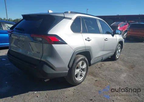 2021 Toyota Rav4 Xle from USA, damaged, VIN 2T3W1RFV4MC105397